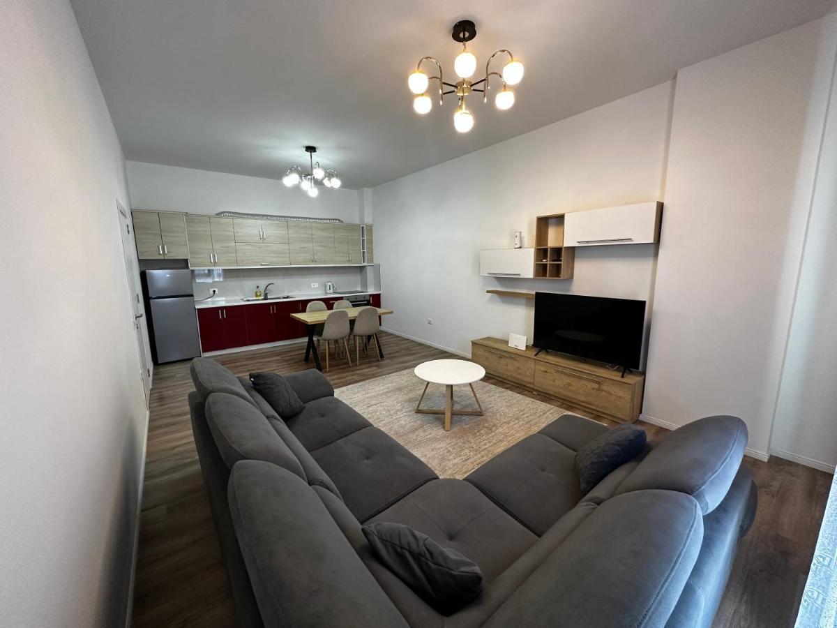 Apartament Myhouse At 21 Dhjetori Tirana